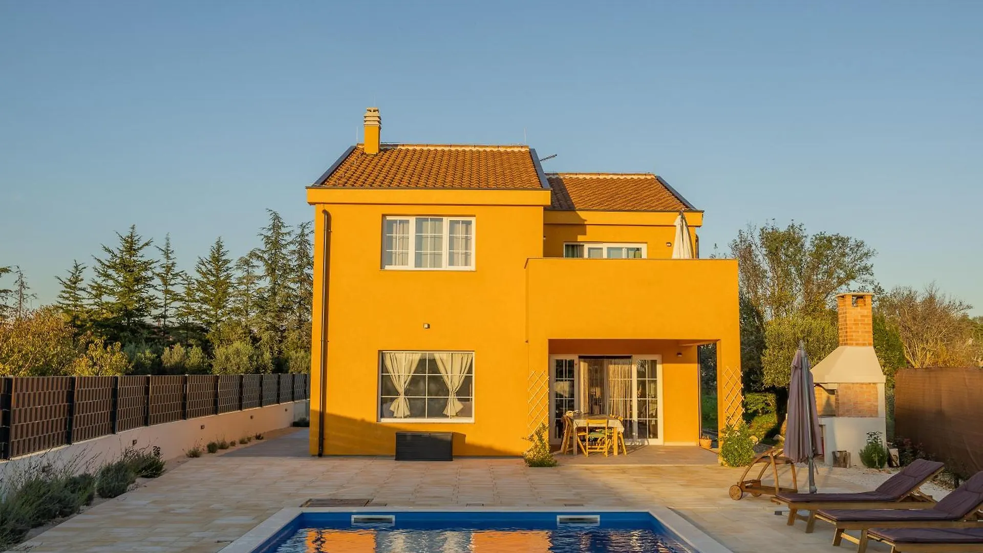 Villa Florina Ninski Stanovi